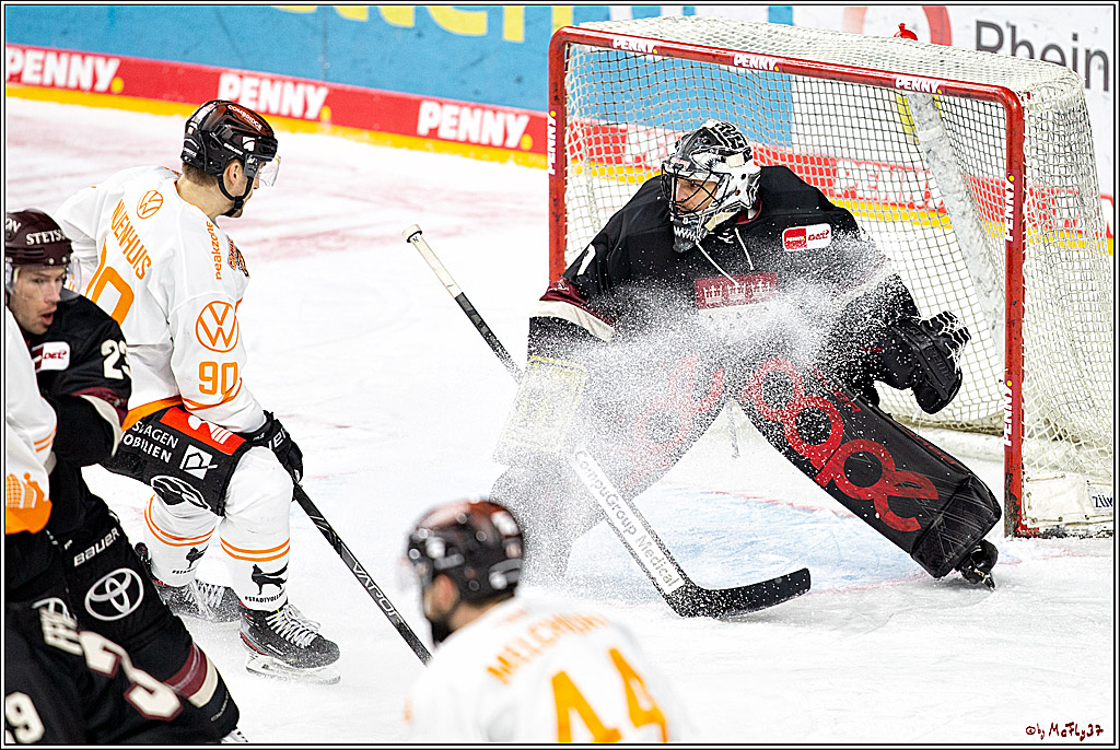 PENNY DEL;  Koelner Haie - Grizzlys Wolfsburg; Koeln, 29.01.2021
